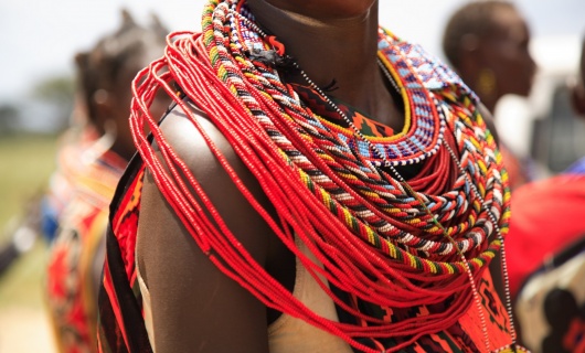 colliers masai tanzanie