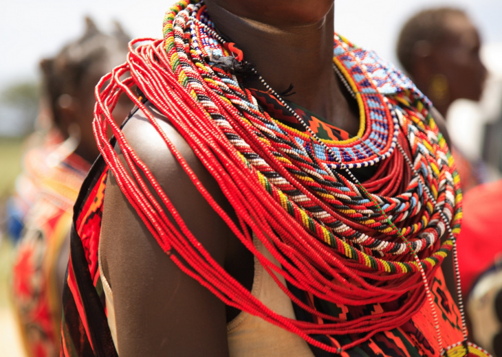 colliers masai tanzanie
